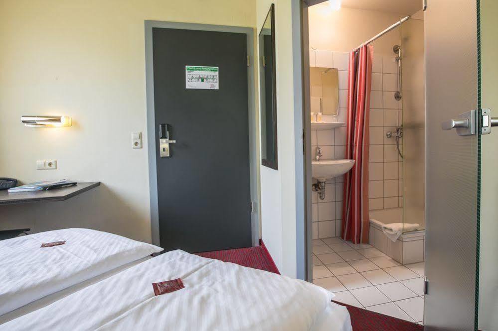 Hotel Speyer Am Technik Museum Екстериор снимка