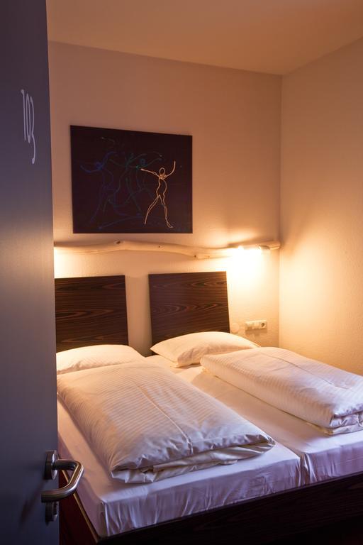 Hotel Speyer Am Technik Museum Стая снимка